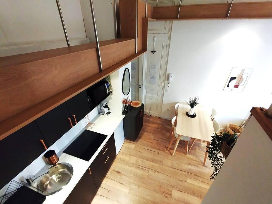 Apartment New Bioves Citron Calme Clim Wifi Plage, Renove Menton
